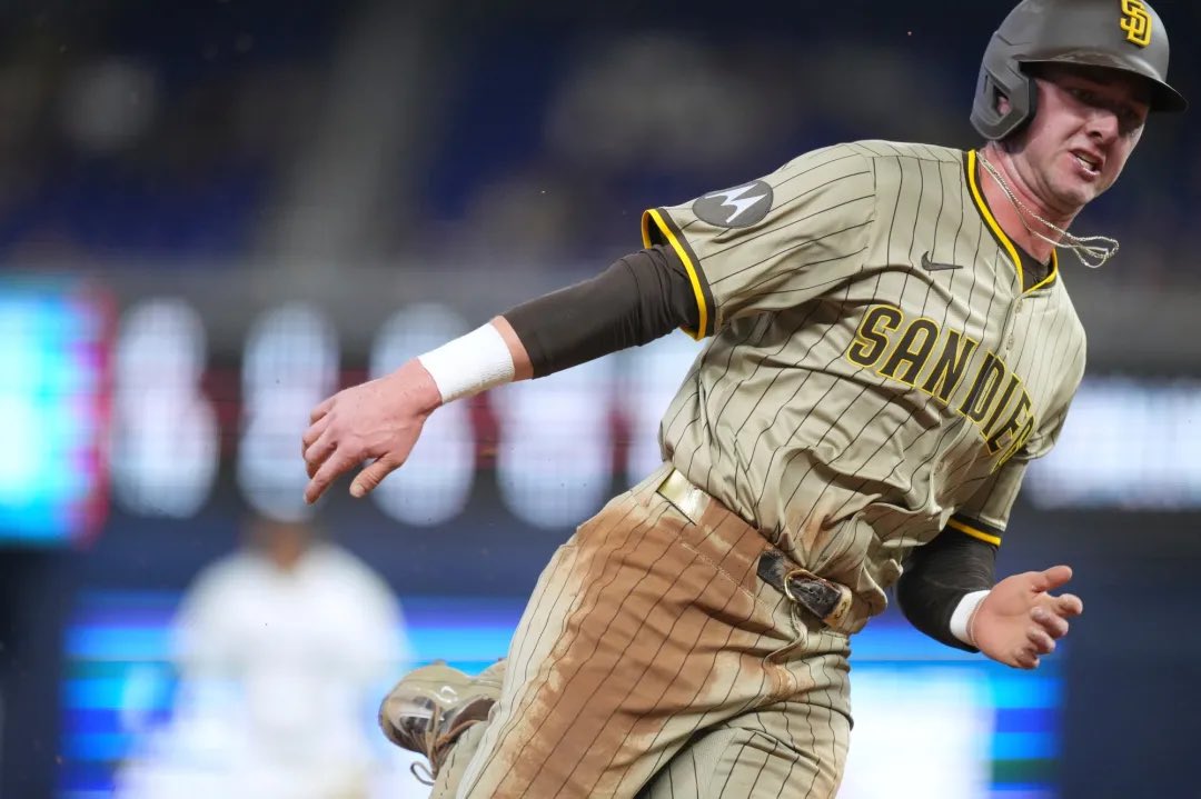 sdutKevinAcee's tweet image. “It happened to be the winning run, so I don’t regret doing it at all. Even if I got thrown out, I wouldn’t have regretted it.”
Padres not stopped on way to series-opening victory over Marlins
sandiegouniontribune.com/2025/07/21/pad…