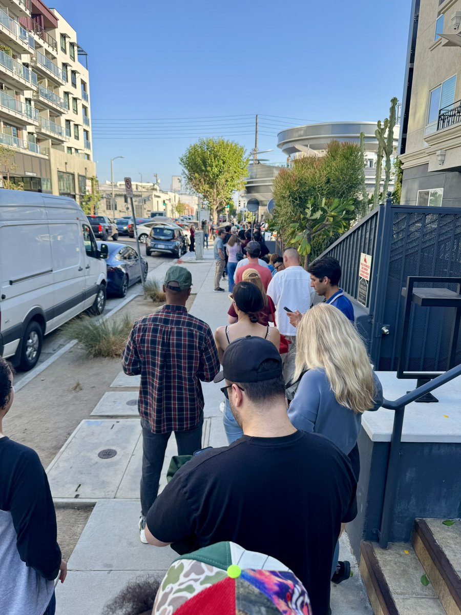 joefarrier's tweet image. Is it wrong to order takeout when the Tesla Diner line is too long? 😜🤣