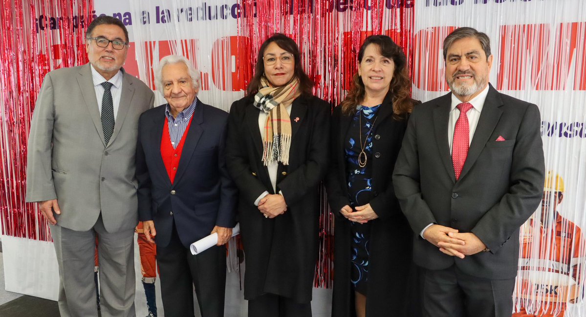 CALPERUOFICIAL's tweet image. 🔵📢#NotaDePrensa | CAL SE INCORPORA AL ACUERDO NACIONAL TRAS SESIÓN DE TRABAJO SOBRE CRIMEN ORGANIZADO E INSEGURIDAD CIUDADANA
El Colegio de Abogados de Lima (CAL) participó este lunes 21 de julio en la sesión del Grupo de Trabajo del Acuerdo Nacional, convocada para abordar la…