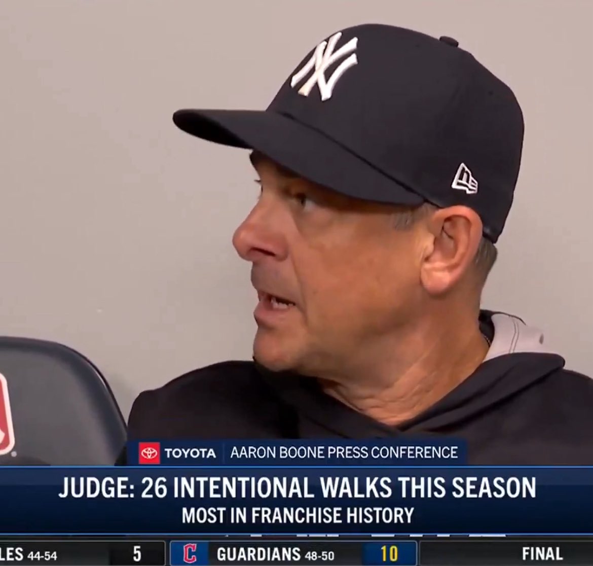 nyporchsport's tweet image. “Fans are gonna be mad, but I’m mad as hell Ant doesn't have two gold gloves. He should have three by the end of this year.”
Aaron Boone on Yankees shortstop Anthony Volpe.