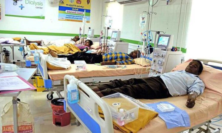 hydnewshunt's tweet image. 681 new dialysis patients in Telangana added to pension scheme. State support now covers over 4,700 beneficiaries. Most cases from Hyderabad.

#HealthSupport #TelanganaWelfare
hyderabadnewshunt.com/telangana-appr…