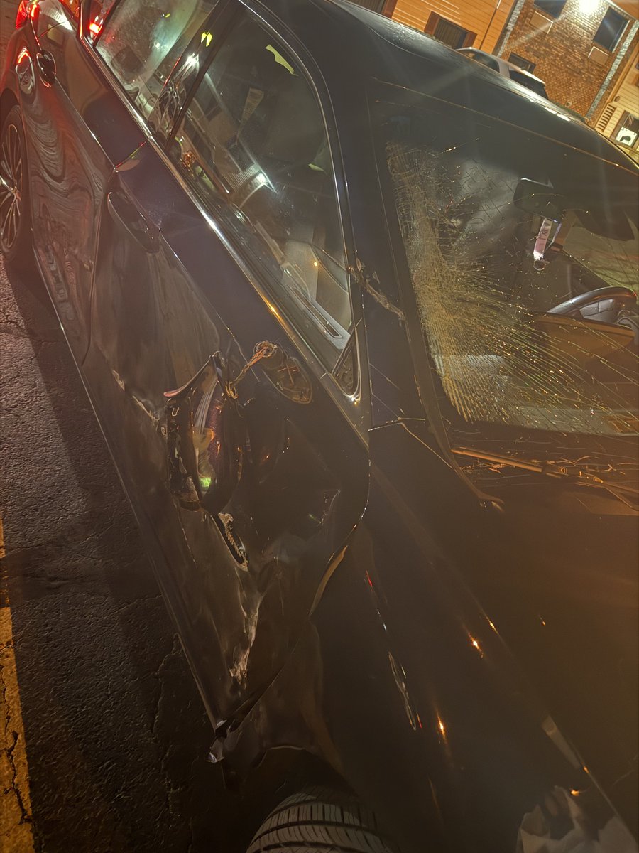 WCdispatch_'s tweet image. Well that was just a blast.
Semi pulled directly on top of me, luckily I slammed on the brakes so I wasn’t pushed under it. He didn’t even stop.
No injuries to me or the dog.
Car?
Well…