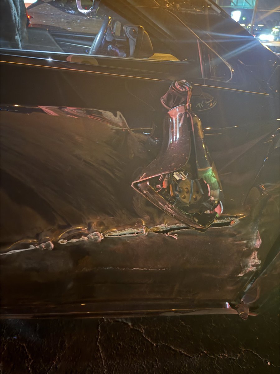 WCdispatch_'s tweet image. Well that was just a blast.
Semi pulled directly on top of me, luckily I slammed on the brakes so I wasn’t pushed under it. He didn’t even stop.
No injuries to me or the dog.
Car?
Well…
