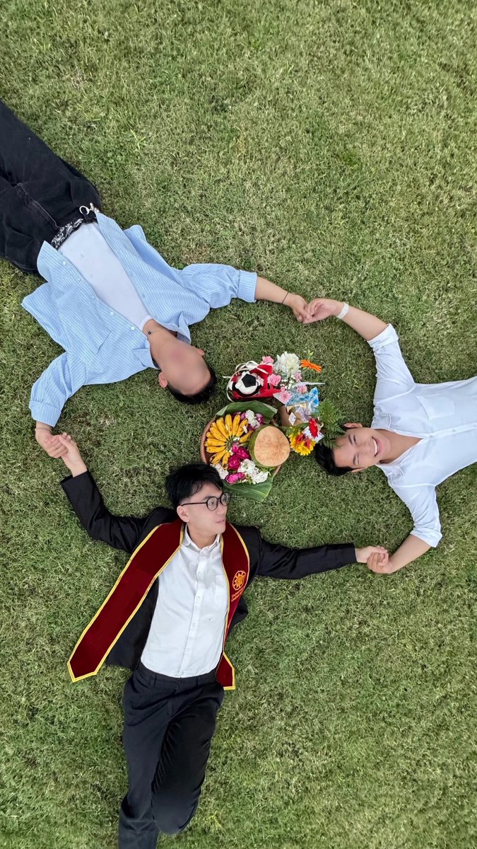 congratulations for your new degree! <a href="/veriveriveriv/">river</a> 🥳