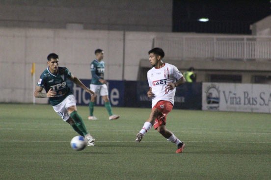 RodrigoQta's tweet image. ⚽️🇨🇱 Juegos del Calamar 🦑… te presento al #Ascenso Chileno. #USanFelipe le ganó 1-3 a Wanderers. Están de vuelta y literalmente todo puede pasar. Cerrado torneo quedan 13 fechas.
📸 Créditos: Roberto Sánchez/Dwos Media