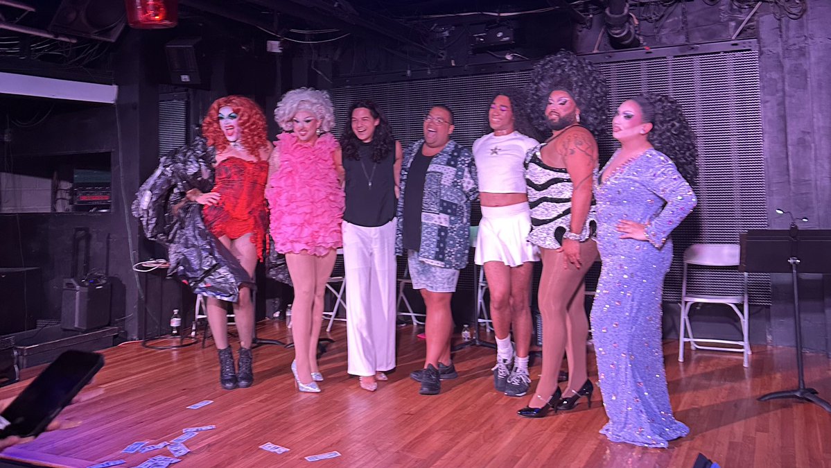 divacelestina's tweet image. I’m still here 🥰🥰
Last week, my good judy and I produced a queer new play festival and we kicked it off with one that I wrote! Magical night and a magic week! So grateful for all the divas who made it all possible!
