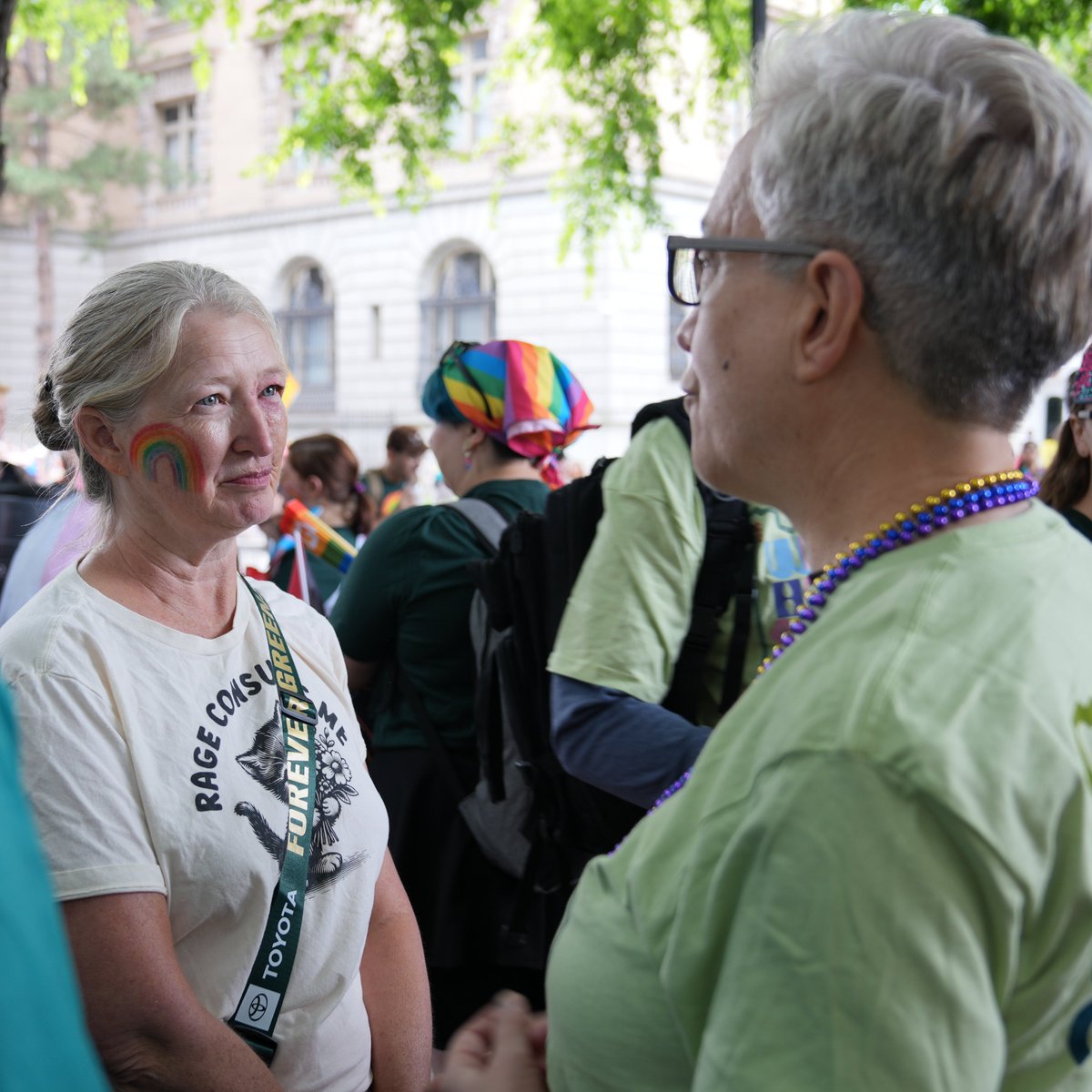 GovTinaKotek's tweet image. Happy #Pride Oregon. Let’s all work to make sure Oregon remains a place where we can live authentically, love who we love, and all thrive together.