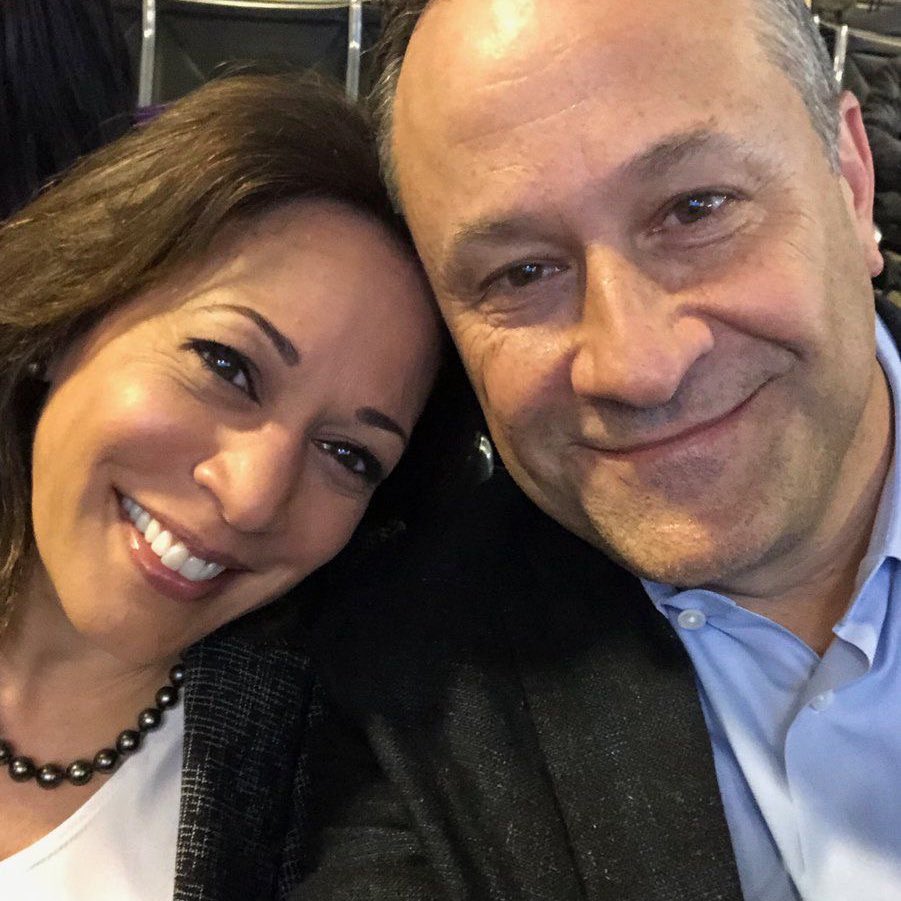 audrxysn's tweet image. Doug and Kamala’s selfies are ICONIC.
Proof @DouglasEmhoff is the CEO of the KHive because he absolutely knows what this community wants.