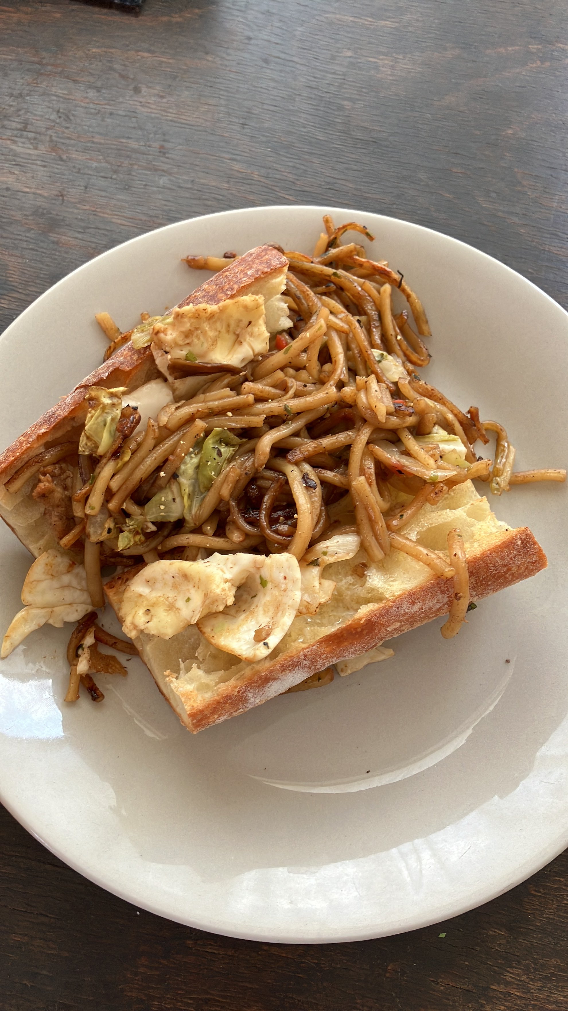 焼きそばパン backend=imagemagick;version=1;