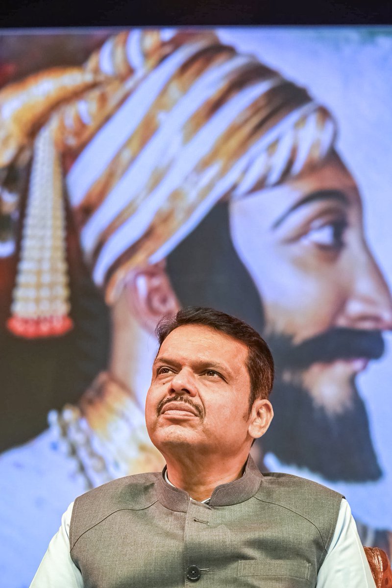 Prasad Joshi (@prahappy) on Twitter photo वाढदिवसाच्या हार्दिक शुभेच्छा मुख्यमंत्री साहेब <a href="/Dev_Fadnavis/">Devendra Fadnavis</a>
( मुख्यमंत्री - लिहिताना किती बरं वाटतंय म्हणून सांगू )
तुमच्या हातून गरीब , शोषित , वंचितांची अशीच सेवा घडत राहो ही लक्ष्मी-केशवाचरणी प्रार्थना 🙏🏻🙏🏻 वाढदिवसाच्या हार्दिक शुभेच्छा मुख्यमंत्री साहेब <a href="/Dev_Fadnavis/">Devendra Fadnavis</a>
( मुख्यमंत्री - लिहिताना किती बरं वाटतंय म्हणून सांगू )
तुमच्या हातून गरीब , शोषित , वंचितांची अशीच सेवा घडत राहो ही लक्ष्मी-केशवाचरणी प्रार्थना 🙏🏻🙏🏻