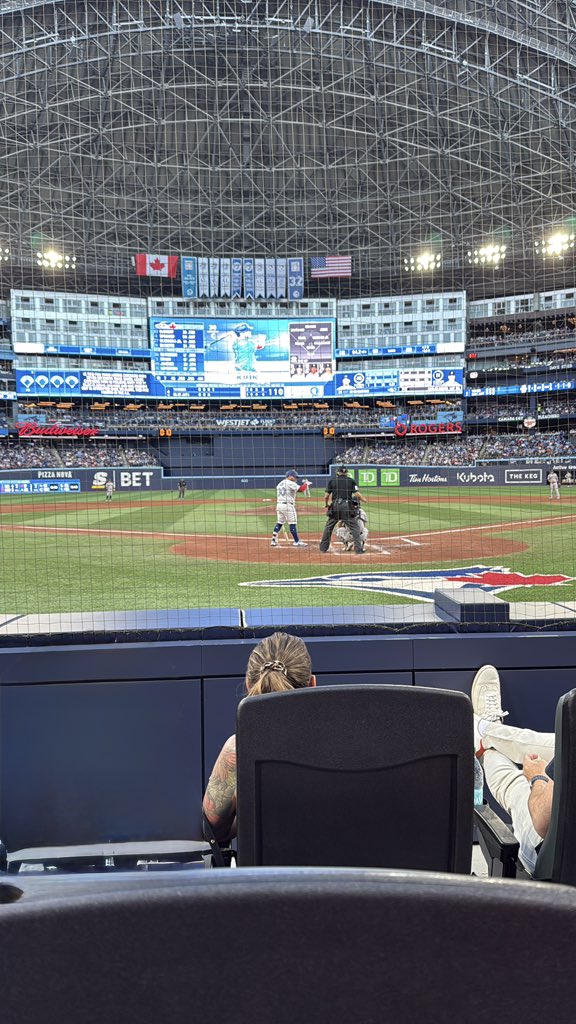 Ricky_Ro24's tweet image. Great to be back! Home away from home. Rogers Centre was electric tonight.