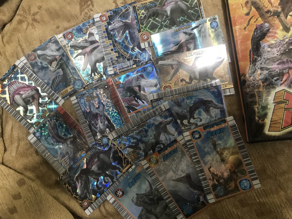 Gungnir_2500's tweet image. 推し恐竜の名前を見てしまったので　どんなスピノサウルスも大好き♡
