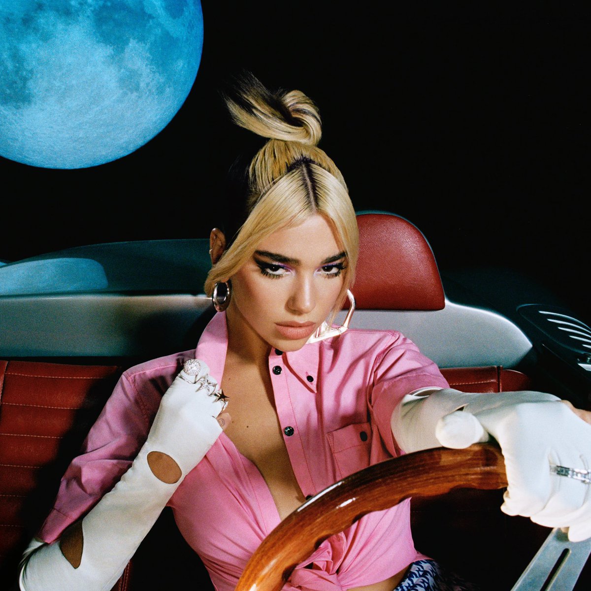 talkofthecharts's tweet image. Dua Lipa’s ‘Future Nostalgia’ has surpassed 14 billion streams on Spotify. It’s the second album by a female artist to reach this milestone, and the seventh overall.