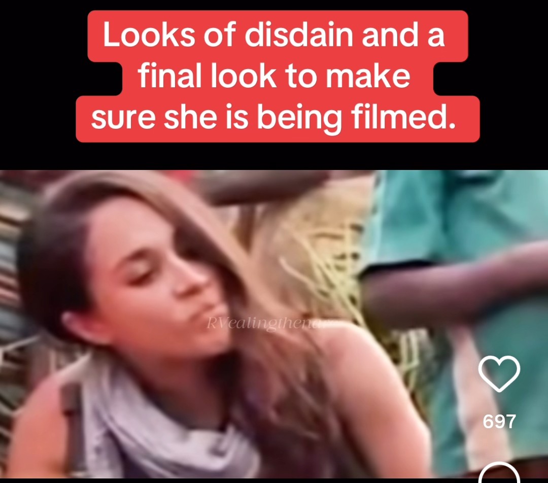 viv39047892's tweet image. Is this before or after the photographer filmed her!
🐫🐫🐫