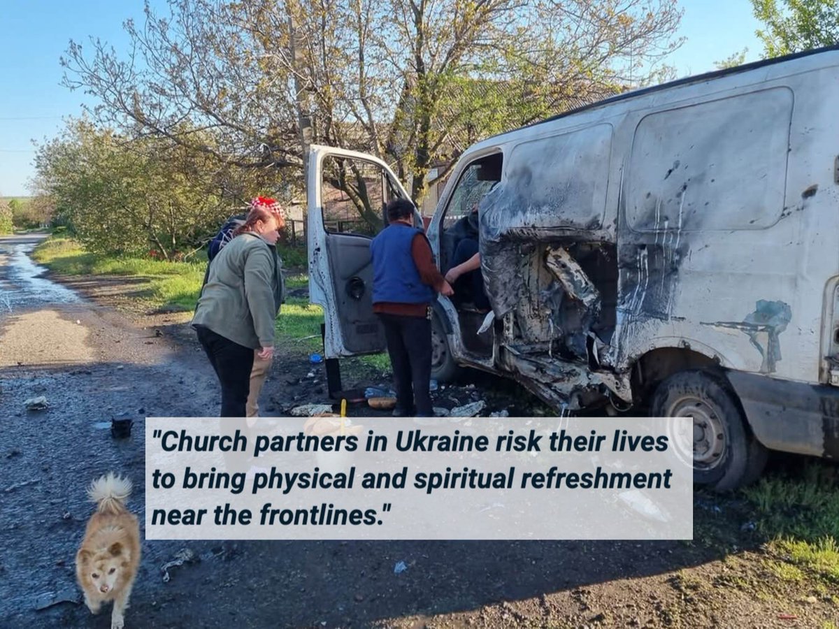 SamaritansPurse's tweet image. "Pastor Yehven and his team had just started to deliver water when an enemy drone struck near their van. The sudden explosion caused both volunteers and recipients to drop to the ground.
Before they could recover from the shock, a second drone hit the van, tearing apart the rear…