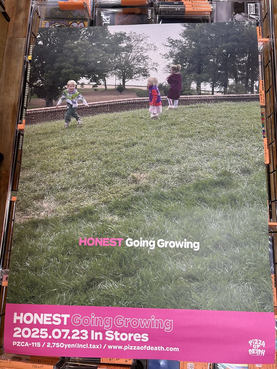 【速報！入荷！】

・HONEST / Going Growing / CD / 2750円

特典→写真のポスター！(店頭のみ)

前作から2年半ぶりとなる、2ndフルアルバム！
MVにもなった「Be Myself」に始まり最後までグッドメロディーで駆け抜ける会心作！
速い曲だけじゃなくミドルチューンや夏の曲など聞き応えあり◎！