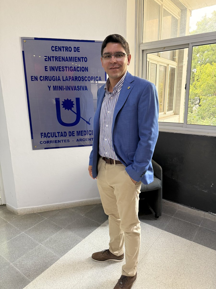 lisandro_zenon's tweet photo. 🎯 ¡Primer Curso de Posgrado en Cirugía Laparoscópica Sin Huellas en la UNNE!

Dimos inicio a una experiencia académica y quirúrgica única en el Centro de Entrenamiento de la Universidad Nacional del Nordeste, y culminó con gran éxito. https://t.co/L02rePWOso