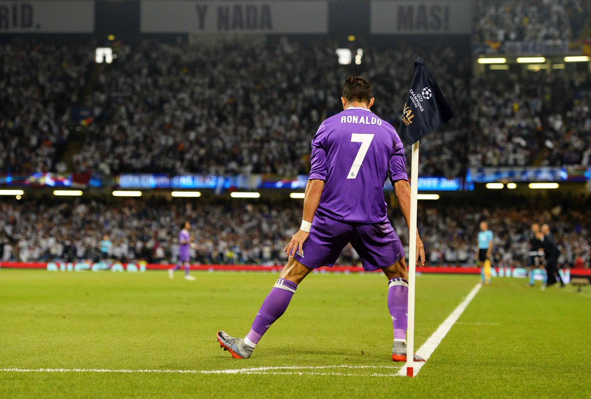 CR7HQ_'s tweet image. Juventus v Real Madrid - UEFA Champions League Final
on June 3, 2017
#CristianoRonaldo #RealMadrid