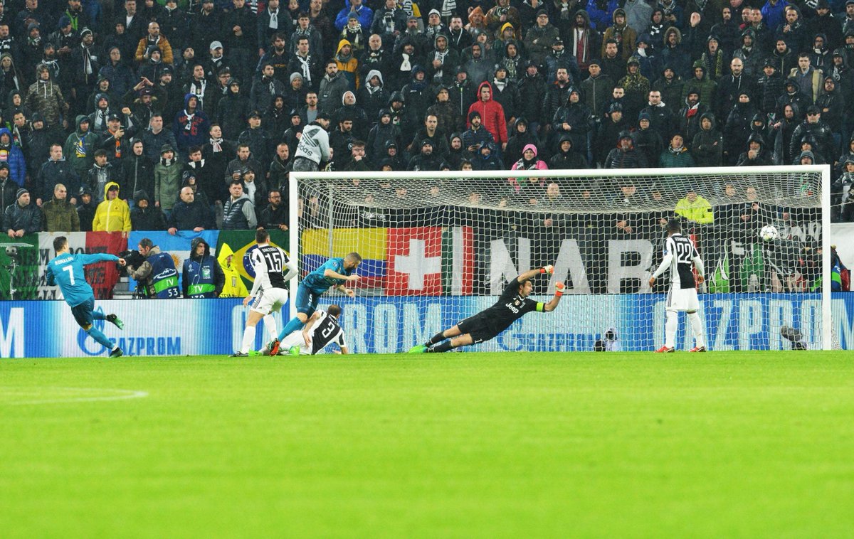 CR7HQ_'s tweet image. Juventus v Real Madrid - UEFA Champions League Quarter Final Leg One
on April 3, 2018
#CristianoRonaldo