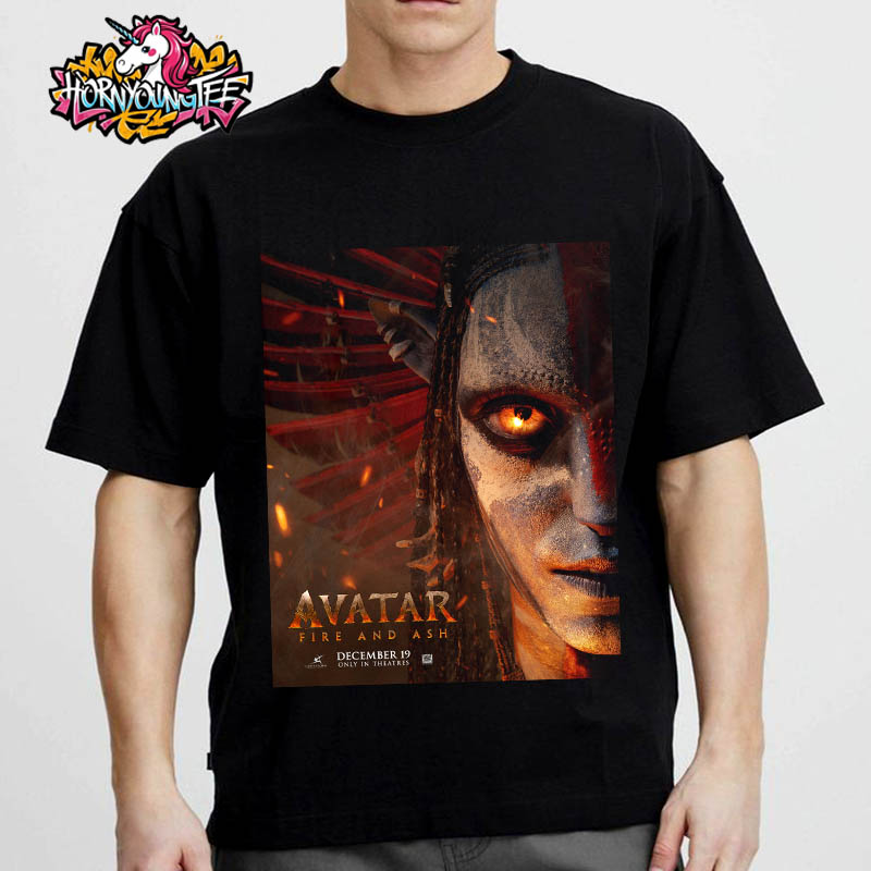 hornyoungtee's tweet photo. Avatar Fire And Ash Varang Look In Avatar Only In Theatres December 19 2025 Unisex T-Shirt
#Avatar 
See more at: https://t.co/q4lUmRO1aR
Buy now:
https://t.co/yA0UqtjcZM https://t.co/MK8fh1rS1e