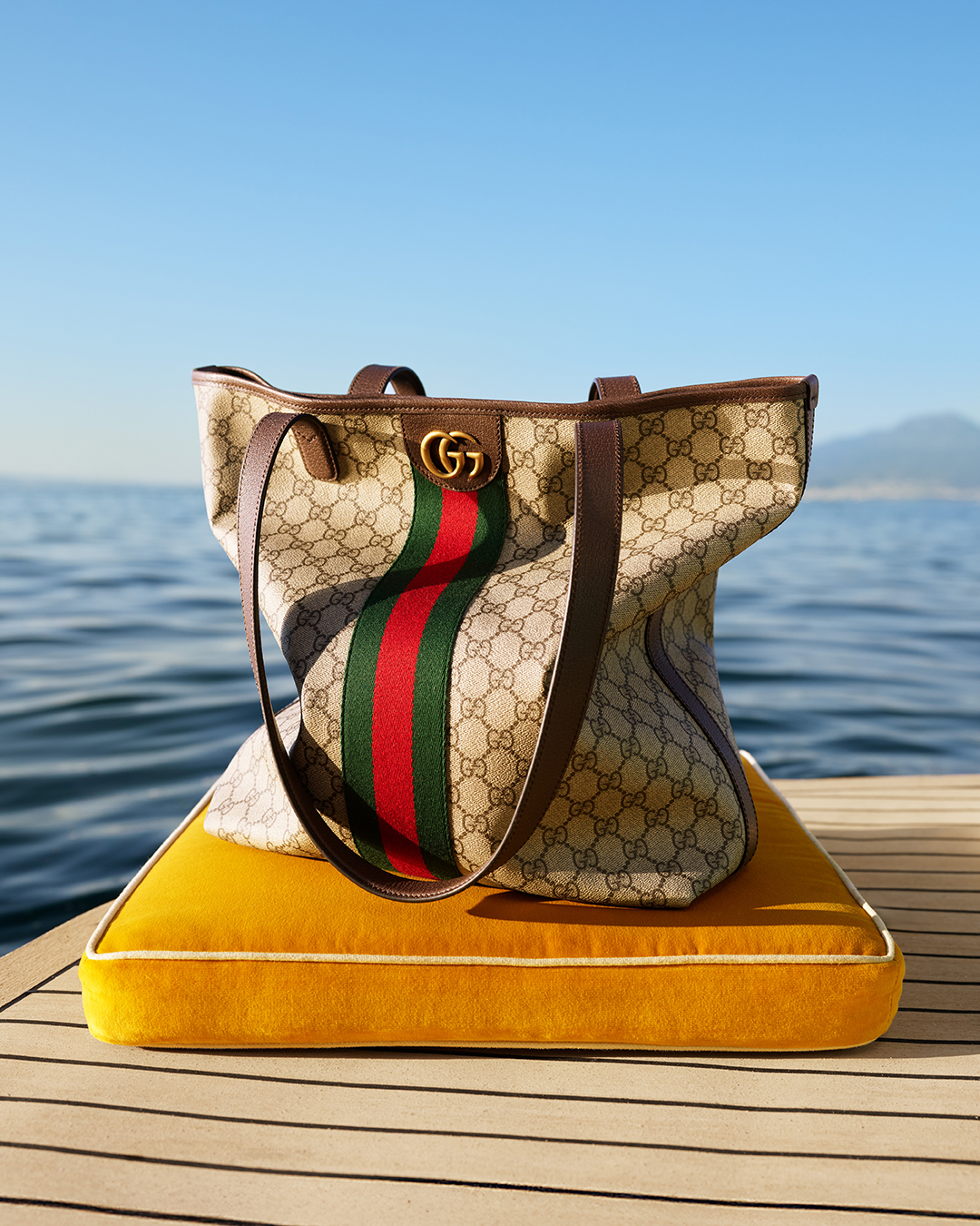 GUCCI グッチ スラックス 紺x白x赤(ドット) 4103625J0073 GUCCI JAPAN (@gucci_jp) / X