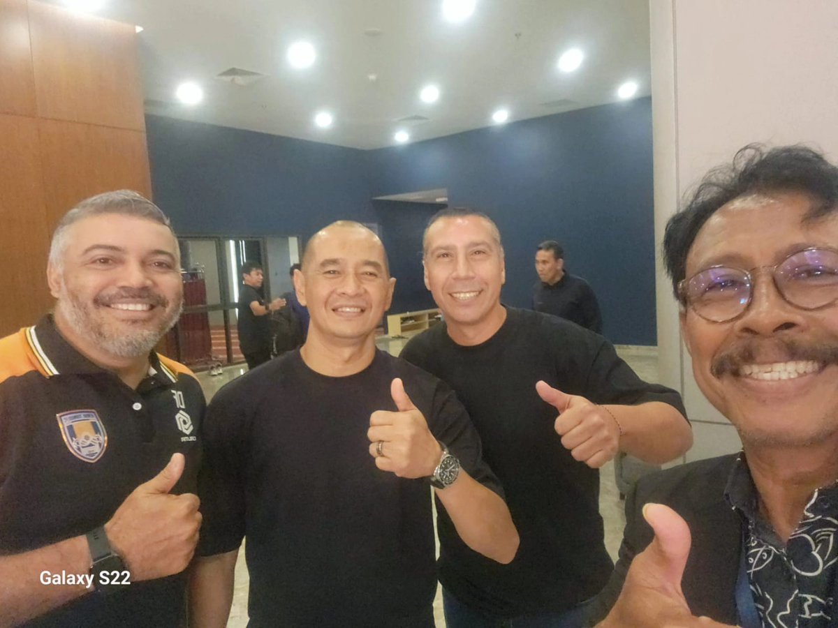GIBOLofficial's tweet image. Persebaya terakhir juara Liga Indonesia di era mereka, ada yang ingat siapa aja mereka bol?