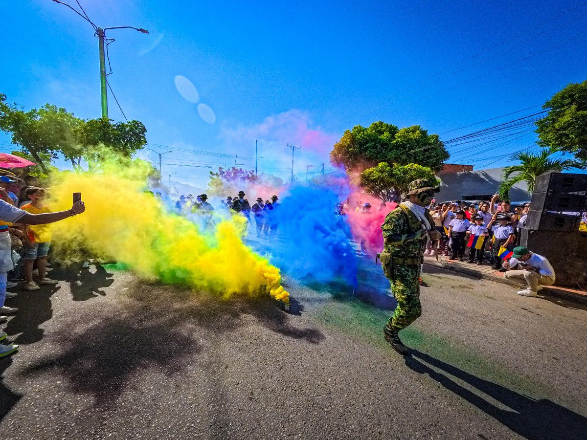 Ejercito_Div2's tweet image. #EnImágenes | Reviva los mejores momentos del Desfile Militar del #20DeJulio en Aguachica, #Cesár.
#EnModoPatrio