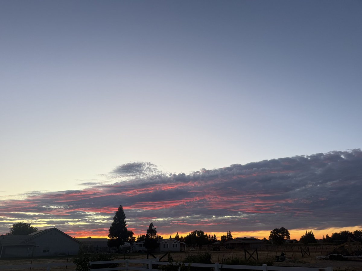 ghostieality's tweet photo. sunset!!' https://t.co/G5eWiV3xtd