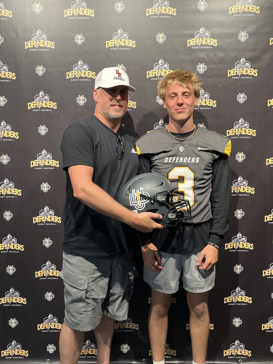 Jagger_Sasse's tweet image. I wanna thank Dordt and the whole coaching staff for such a great visit and letting me practice with the team! I can’t wait to continue my journey with Dordt! @CoachNowinsky @ElkRiverElksFB @elks_recruits @BMcCormick08 @coach_penner @n_bongo15 @DordtFB