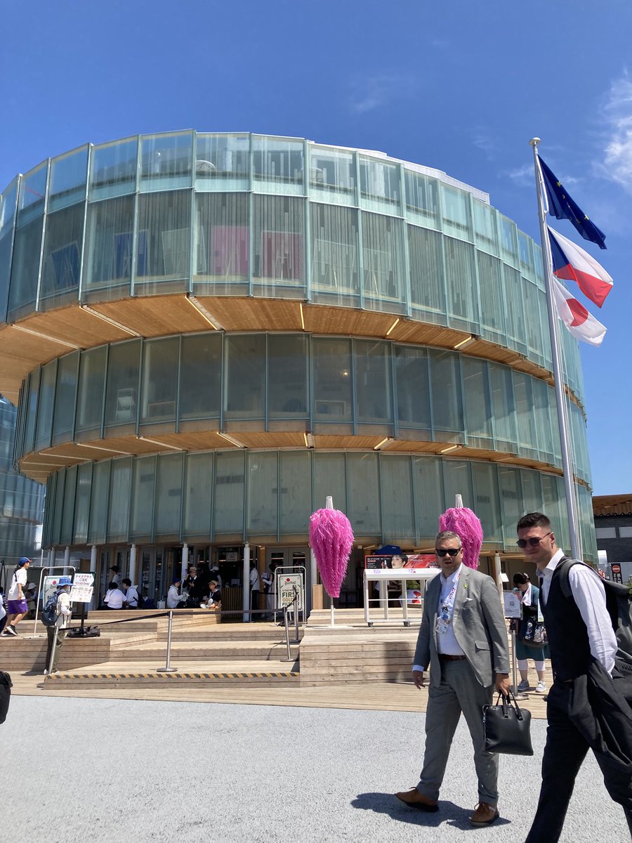 NagaokaKansuke's tweet image. Two days before President #petrpavel historic visit to 🇨🇿pavilion. #Réne is well ready to receive the President!