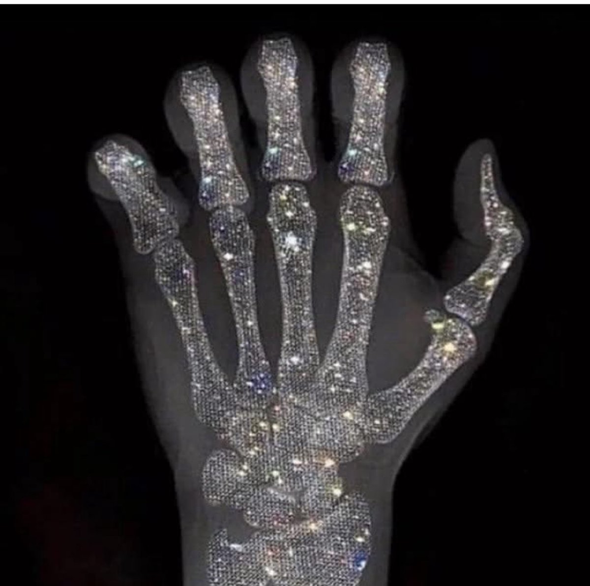 BeardyCryptoGuy's tweet photo. MY X-RAY are in , XRP DIAMOND HANDS https://t.co/lUMNAAuYVA