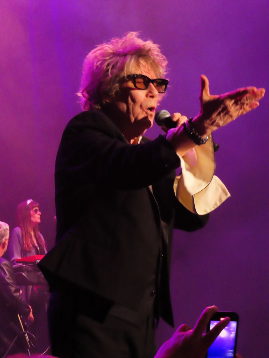 AlanToddWHS's tweet image. 🎶🎵Caroline talks to you softly sometimes
She says, “I love you” and “too much”🎵🎶
Richard Butler of The Psychedelic Furs at @pacamp last night
@pfurs @ocfair #livemusic #concert #concerts