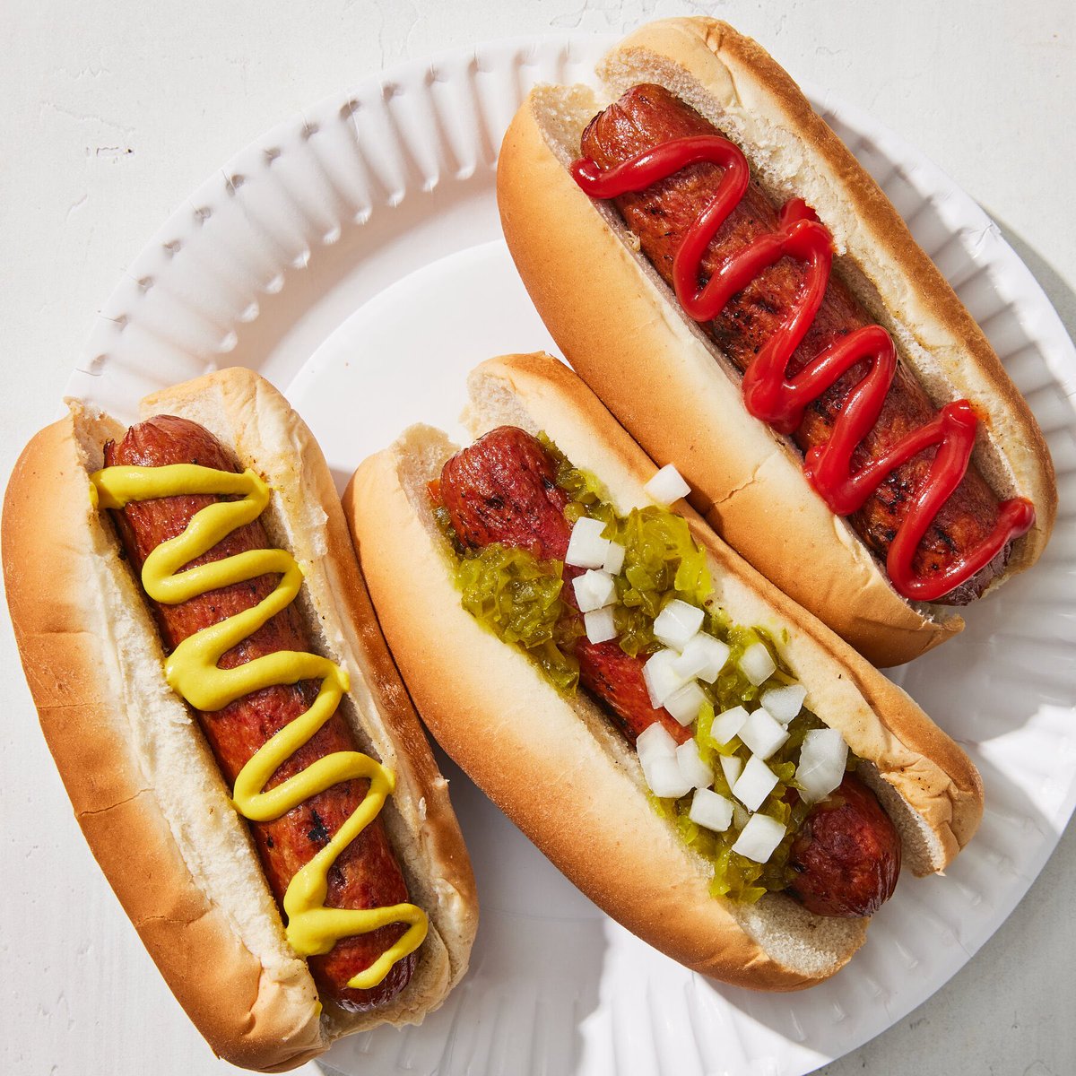 PatrickJea134's tweet photo. What topping instantly ruins a Hot Dog for you? 🌭 https://t.co/LTG6D6RhRX