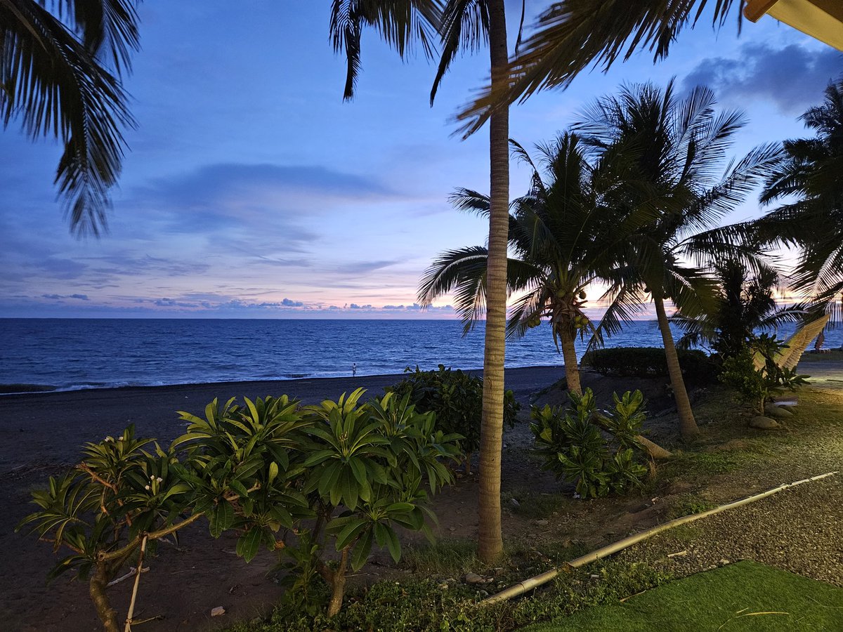 等待上班的日子好漫長啊…