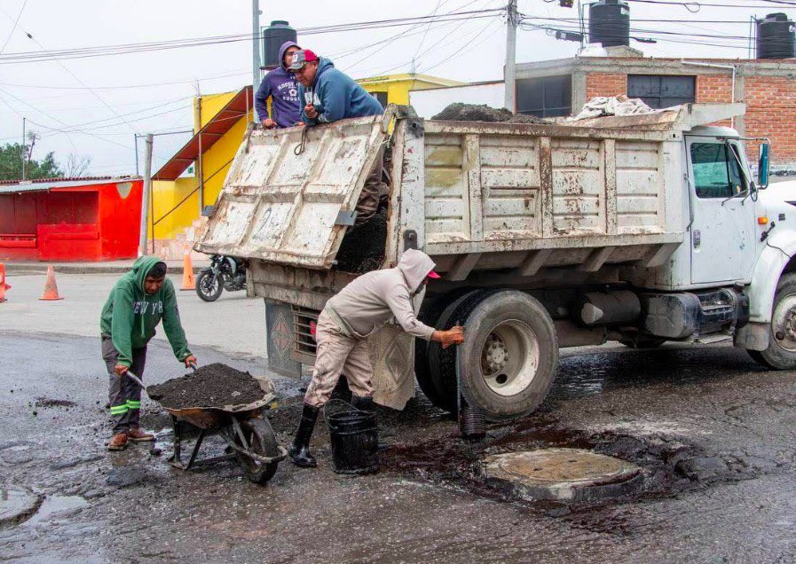 Enfoque_hgo's tweet image. FORTALECEN EL PROGRAMA “BACHEANDO PAREJO” DE MINERAL DE LA REFORMA
enfoquehidalgo.com/2025/07/21/for…