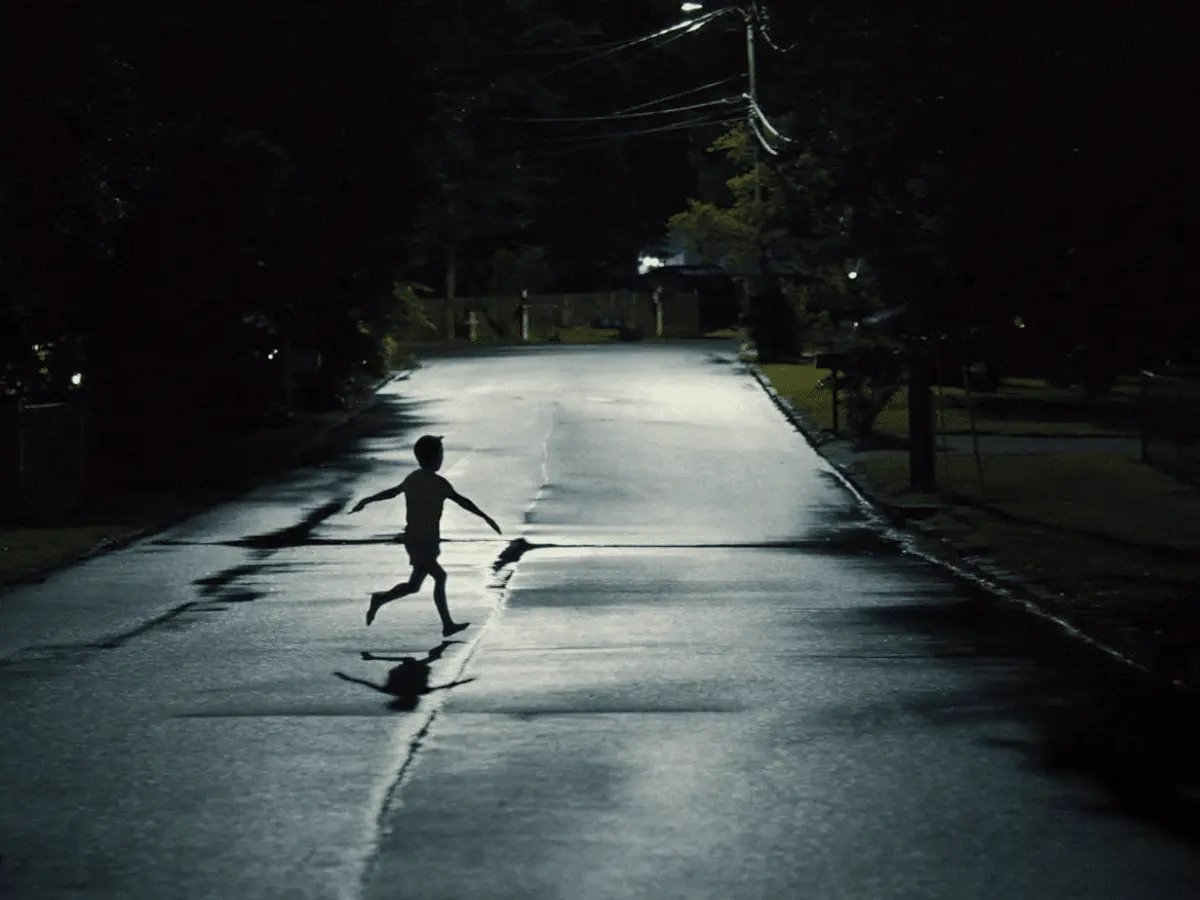 m77oz's tweet image. WEAPONS is downright terrifying and cements Zach Cregger as a strong voice in modern horror and a master of mystery. I can't recall the last time a movie gave me chills like this one did. Extremely well-structured and executed with a talented cast. Buckle the fuck up. #Weapons