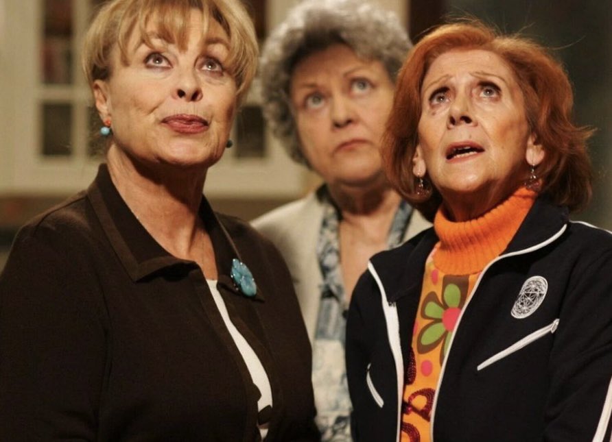 🎉 Hoy Gemma Cuervo ( Vicenta)   cumple 90 años 🎉 no hay palabras para demostrar el cariño que le tenemos por haber dado vida a varios de los mejores personajes de la TV y del teatro