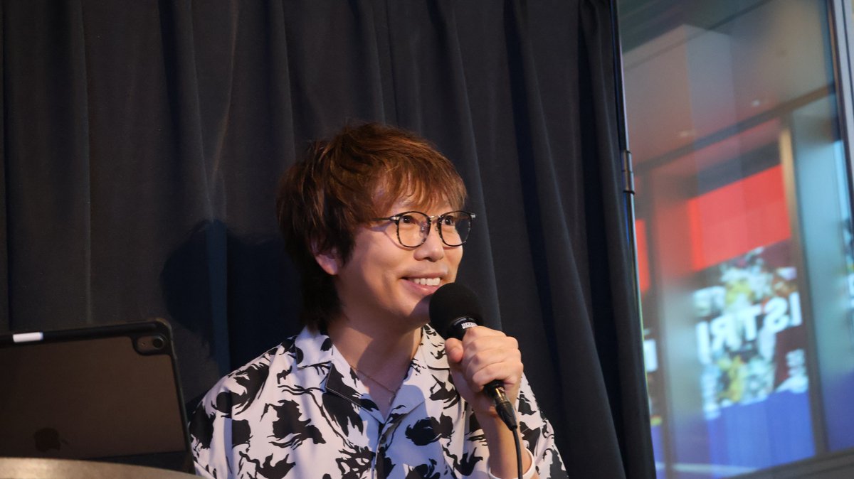 OngakuPia's tweet image. 高橋優 、デビュー日に原点の札幌・狸小路でラジオ公開収録イベントを実施 最新曲「エンドロール」配信&ベストアルバム『自由悟然』発売決定
lp.p.pia.jp/article/news/4…
#高橋優