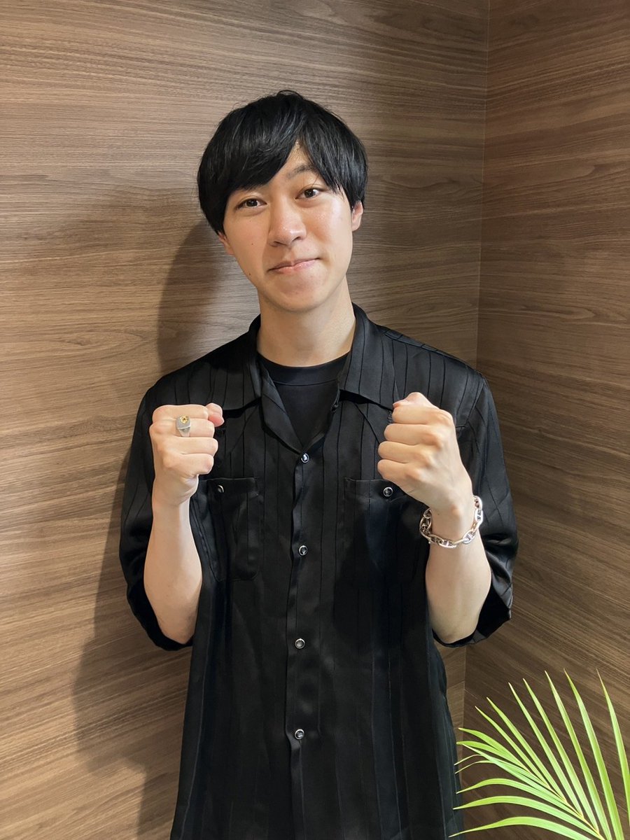 JB_shuzai_kt's tweet image. 先日本社にヨシノブが遊びに来てくれたので
オフショットです~🗿
今後の活躍にも要注目です👀✋️
⏩@kurobara_yoshi