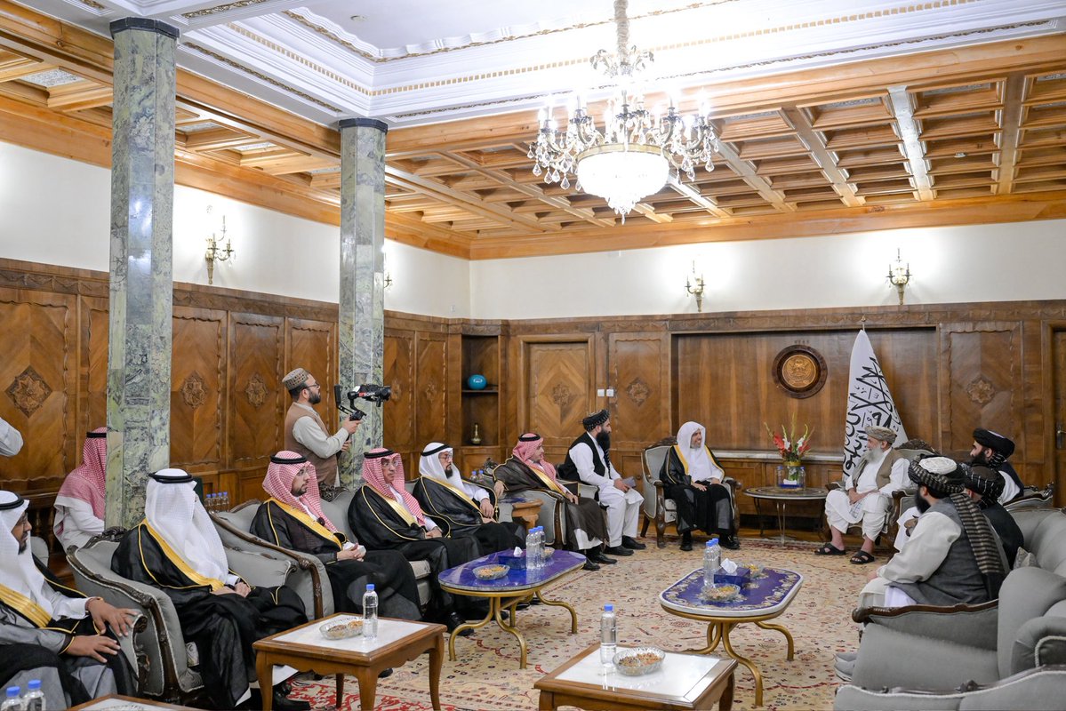MWLOrg_en's tweet image. On the occasion of a grand official reception, Mullah Mohammad Hasan Akhund, Prime Minister of Afghanistan, received H.E. Sheikh Dr. #MohammedAlissa @MhmdAlissa, Secretary-General of the Muslim World League (MWL) and Chairman of the Organization of Muslim Scholars, at the Prime…