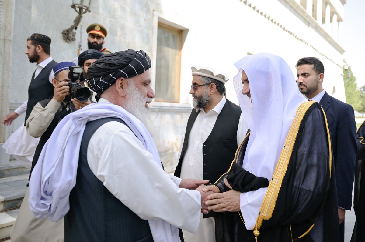 MWLOrg_en's tweet image. On the occasion of a grand official reception, Mullah Mohammad Hasan Akhund, Prime Minister of Afghanistan, received H.E. Sheikh Dr. #MohammedAlissa @MhmdAlissa, Secretary-General of the Muslim World League (MWL) and Chairman of the Organization of Muslim Scholars, at the Prime…