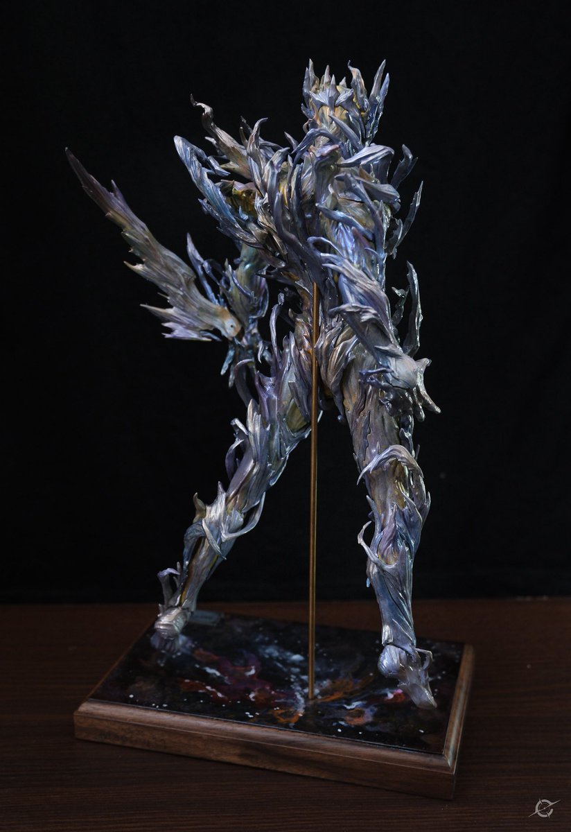 Arsene28492643's tweet image. 【ワンフェス2025夏】
秘密結社536_卓番 6-20-04
燃える光『ウルトラマンサーガ』
原型:Arsene(me
塗装:@maotou33
¥35000円
全111パーツの未塗装未組立ガレージキットです(ステージ付属)
パーツ多すぎて制作に難しいかもしれないがどうぞよろしく
#WF2025S #ワンフェス #536studio
#ウルトラマン