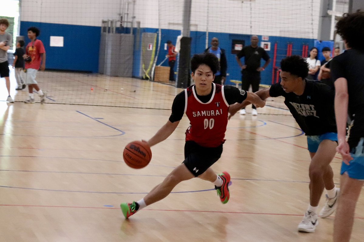 TokyoSamuraiAAU's tweet image. California couldn’t contain Tokyo Samurai 17U Black!!
The Samurai bulldozed through @madehoops Cali Live Summer Finale with a perfect 7-0 record, closing out their U.S. tour at 15-0.
This team doesn’t chase wins—they seek growth, embrace challenges, and chase the highest…