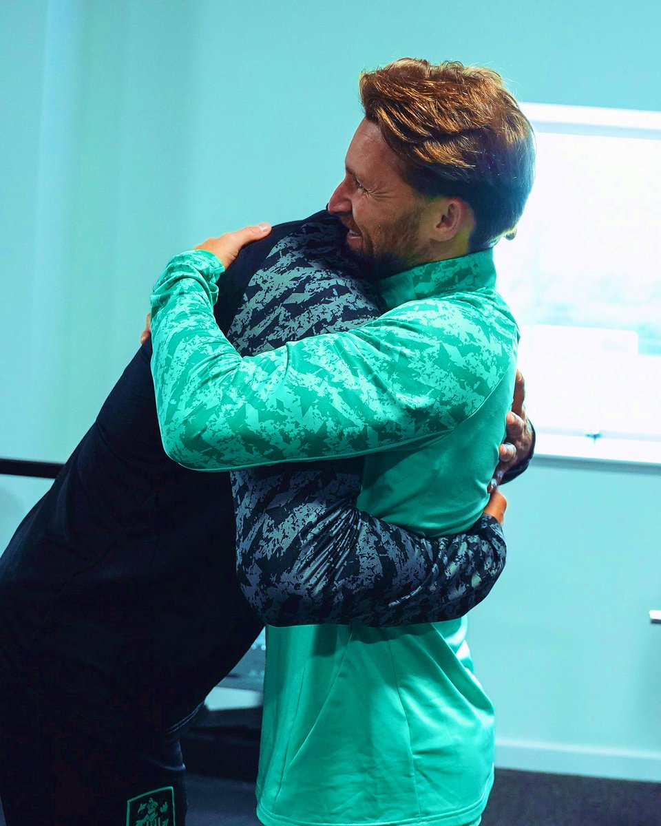 Kier_Brook's tweet image. ๐ณ๐ฌ๐ฌ ๐ฎ๐น๐จ๐ต๐ป ๐พ๐ฌ๐ณ๐ช๐ถ๐ด๐ฌ๐บ ๐จ๐ณ๐ญ๐ฐ๐ฌ ๐ด๐จ๐ ๐ป๐ถ ๐ฏ๐ผ๐ซ๐ซ๐ฌ๐น๐บ๐ญ๐ฐ๐ฌ๐ณ๐ซ ๐ป๐ถ๐พ๐ต ๐จ๐บ ๐ป๐ฏ๐ฌ ๐บ๐ป๐จ๐ป๐ฌ๐ด๐ฌ๐ต๐ป ๐บ๐ฐ๐ฎ๐ต๐ฐ๐ต๐ฎ ๐พ๐จ๐บ ๐จ๐ต๐ต๐ถ๐ผ๐ต๐ช๐ฌ๐ซ ๐ป๐ฏ๐ฐ๐บ ๐ด๐ถ๐น๐ต๐ฐ๐ต๐ฎ
โAlfie is a natural goalscorer with a formidable record in recent years so weโre reallyโฆ