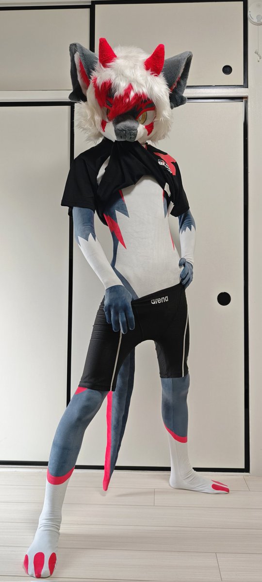 perrucherc's tweet image. 2025 Summer style🌊