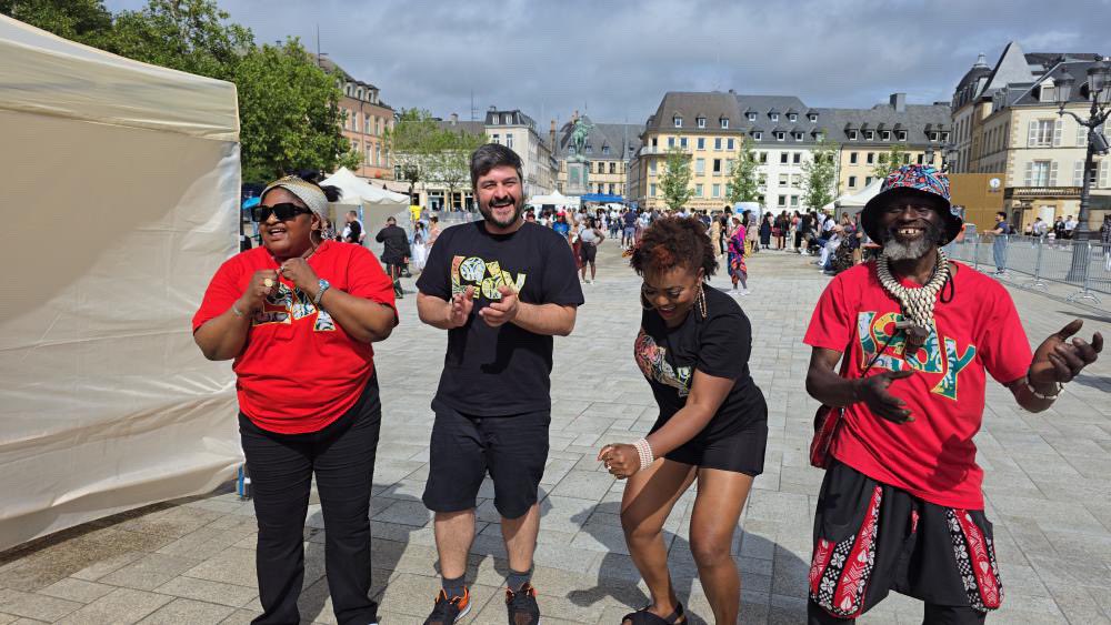 HembadoonMusic's tweet image. #Luxaocafusion #Lady Me ‘n my guys