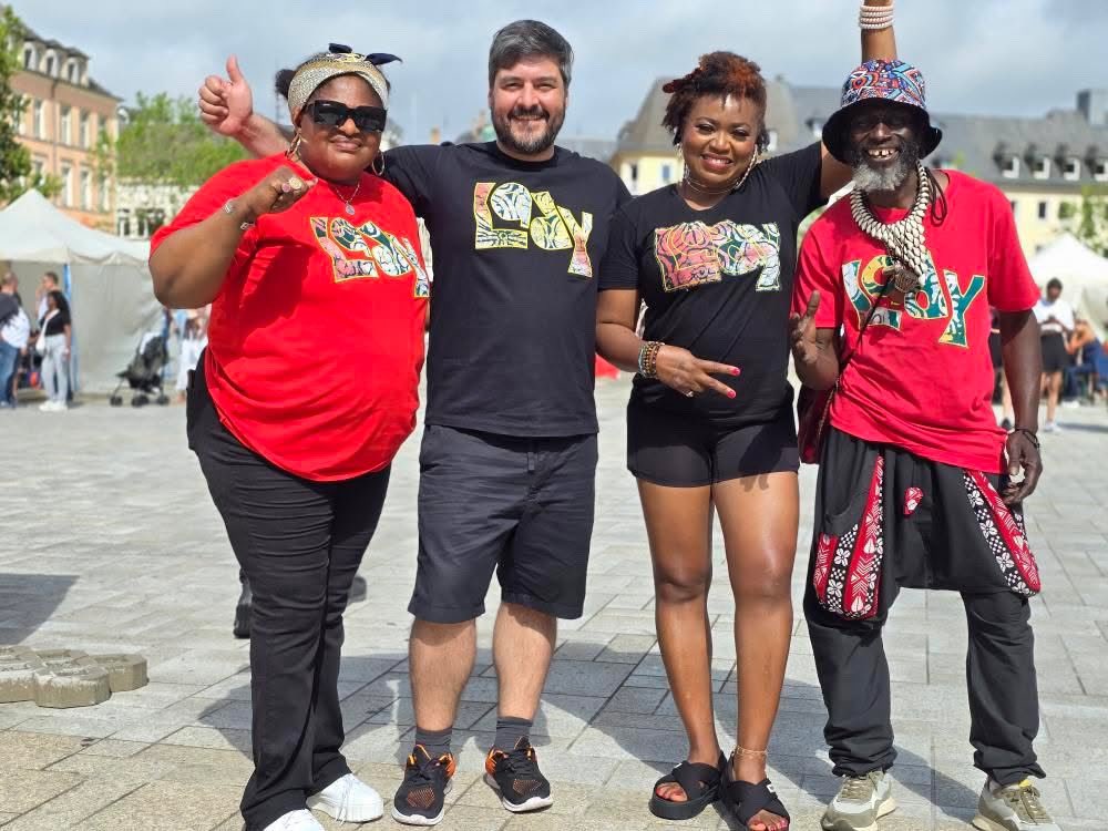 HembadoonMusic's tweet image. #Luxaocafusion #Lady Me ‘n my guys