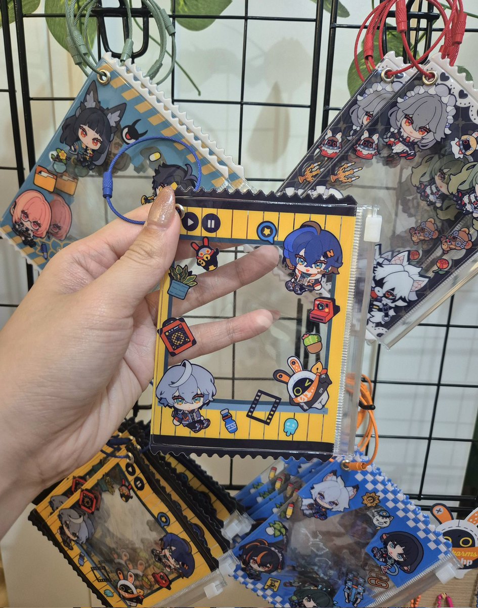 misu_025's tweet image. my zzz pvc pouches just arrived too! colors are extra yummy ππ very happy with how they turned out!