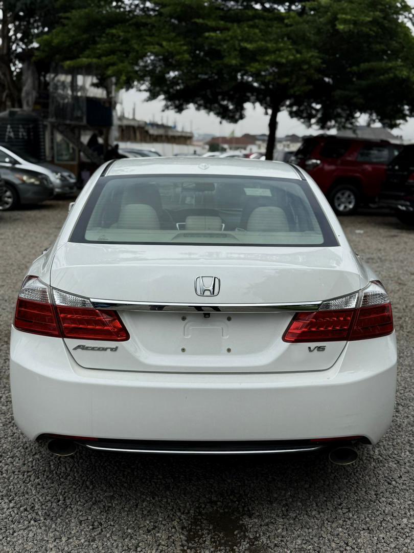 shams_cars's tweet image. BRAND : HONDA
MODEL : ACCORD
YEAR : 2015
EDITION : EX-L
CONDITION : FOREIGN USED
DUTY : ✅✅
PRICE : 17,500,000