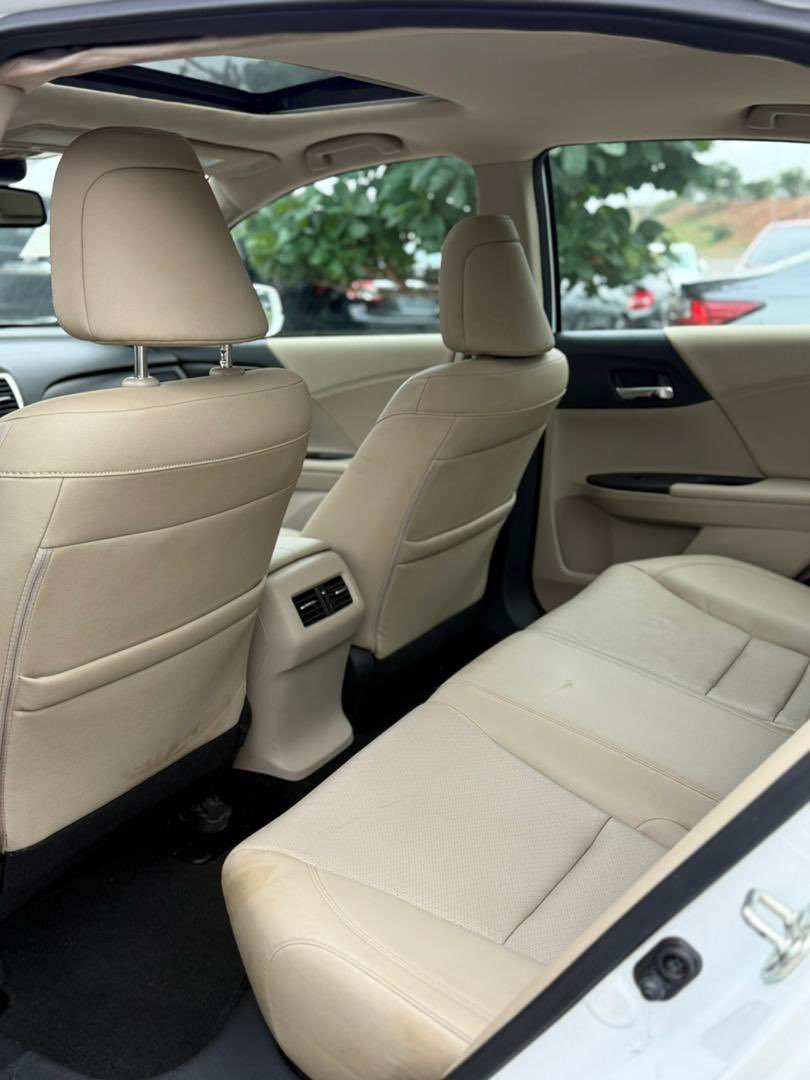 shams_cars's tweet image. BRAND : HONDA
MODEL : ACCORD
YEAR : 2015
EDITION : EX-L
CONDITION : FOREIGN USED
DUTY : ✅✅
PRICE : 17,500,000